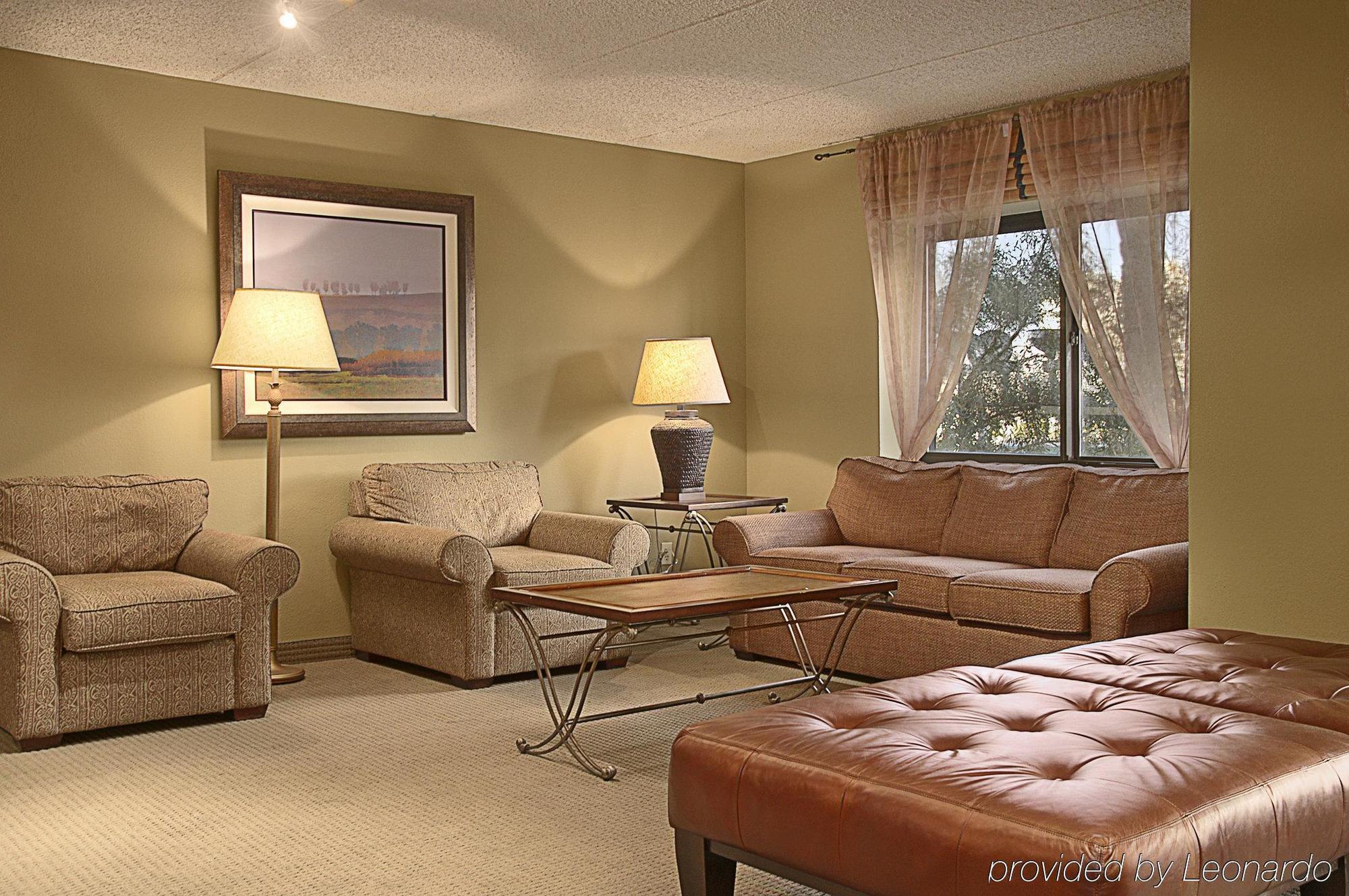 Tropicana Laughlin Room photo